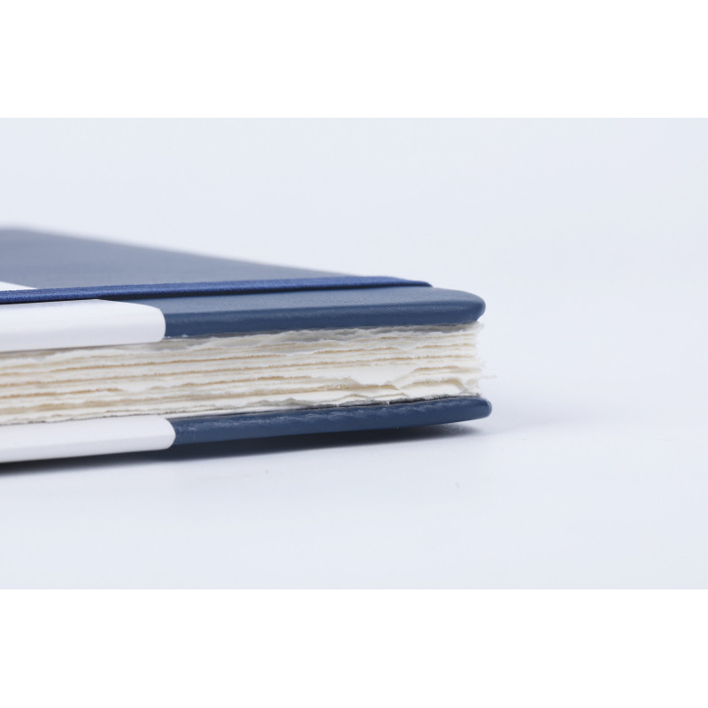 Perfect Sketchbook B5 300g 100% coton signature 44 pages grain satiné format portrait Etchr Lab