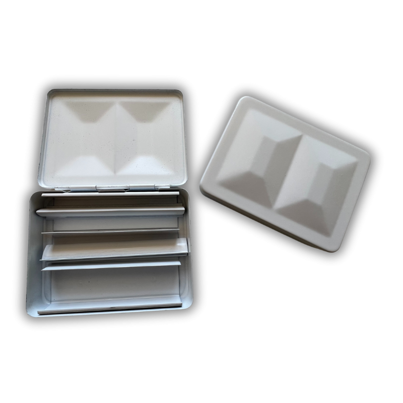 Coffret aquarelle vide de voyage blanc en métal laqué 8 ½ godets Fome