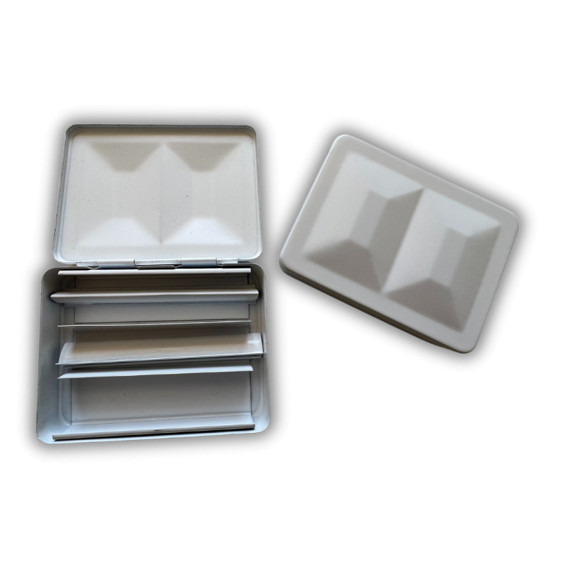 Coffret aquarelle vide de voyage blanc en métal laqué 8 ½ godets Fome