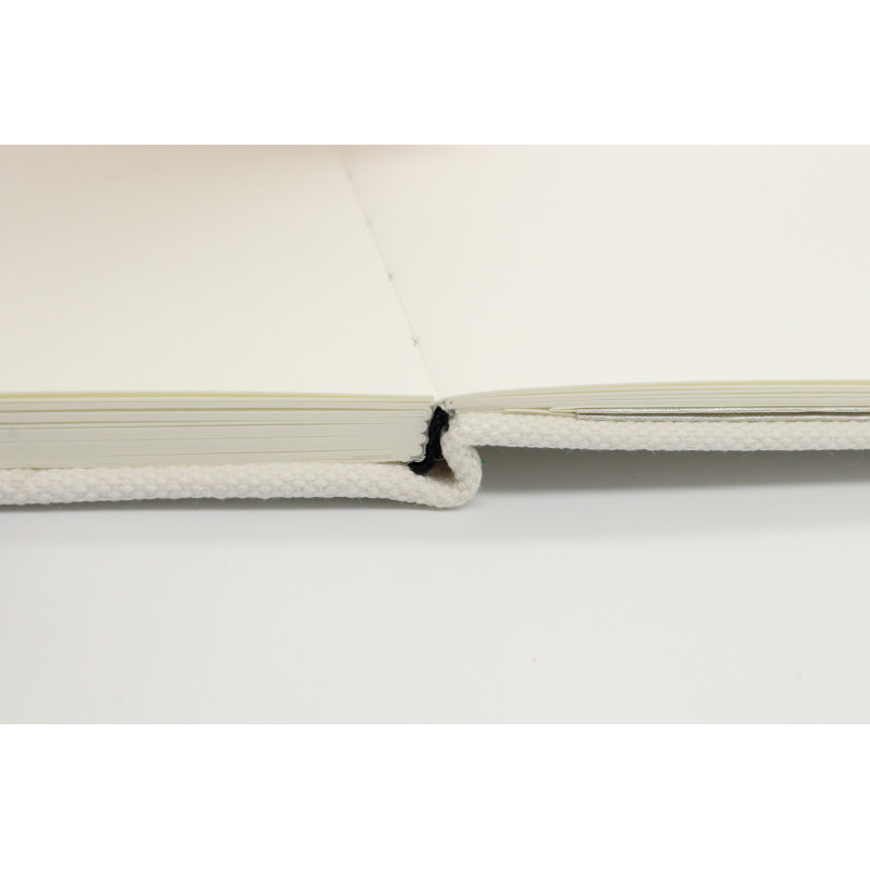 Sketchbook A5 230g 100% coton 52 pages grain fin format portrait Etchr Lab