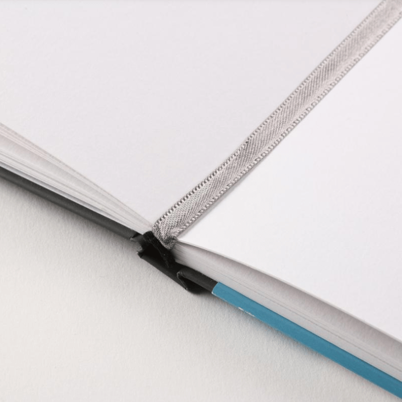 CANSON Graduate Carnet Mixed Media – 72 Pages 200g Grain Léger 14x21,6 Cm, Couverture Rigide, Élastique, Pochette Intérieure – Idéal Débutants