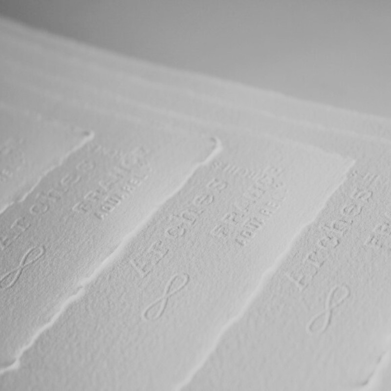 Feuilles Arches 56x76 300g 10f grain fin + Carton à dessin Arches 61x81