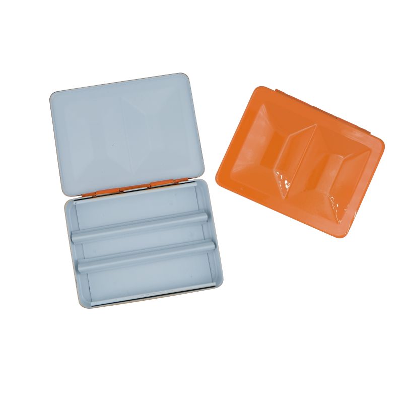 Coffret aquarelle vide de voyage orange en métal laqué 8 ½ godets Fome