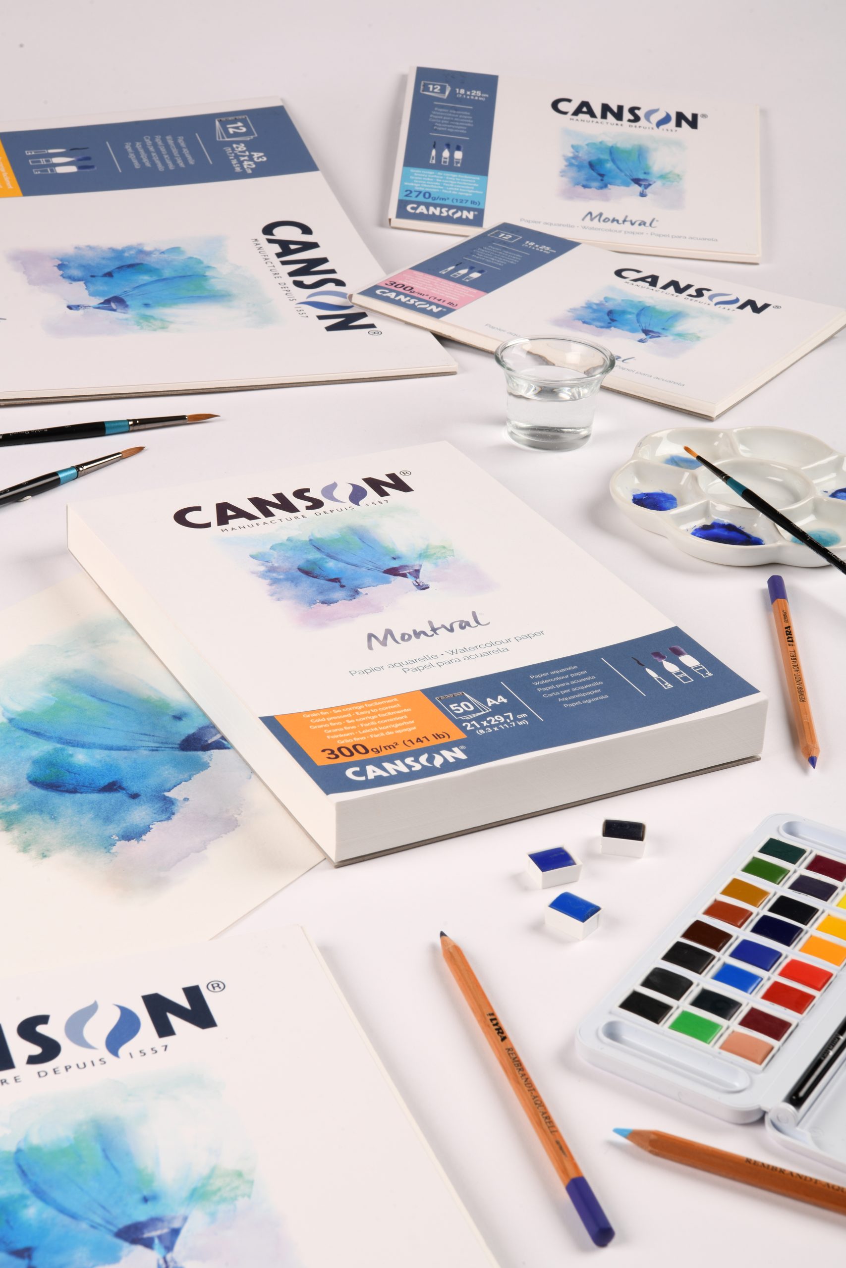 Papier aquarelle Montval Canson, blocs et palette d'aquarelle
