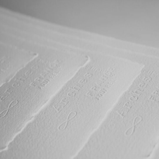 Feuilles Arches 56x76 300g 10f grain fin + Carton à dessin Arches 61x81