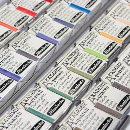 Boîte métal 40  ½  godets  Akademie Aquarell Schmincke