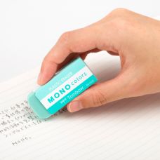 Gomme MONO verte Tombow